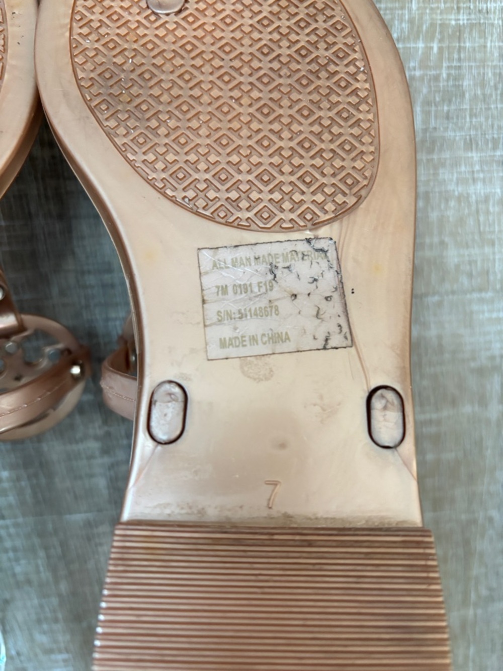 Tory Burch Mini Miller Jelly Sandals Rose Gold Size 7 Flat Thong Slip-on Shoes - Picture 14 of 16